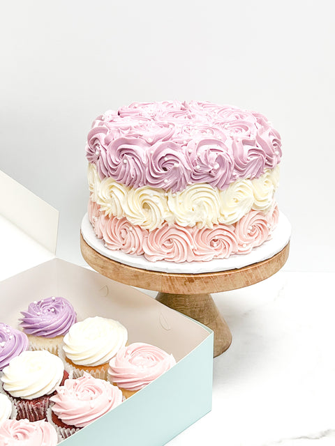 Pretty Rosette Cake